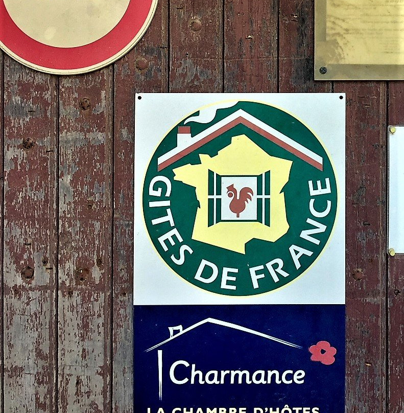 Le Vieux Chateau - chambres et table d'hotes主图