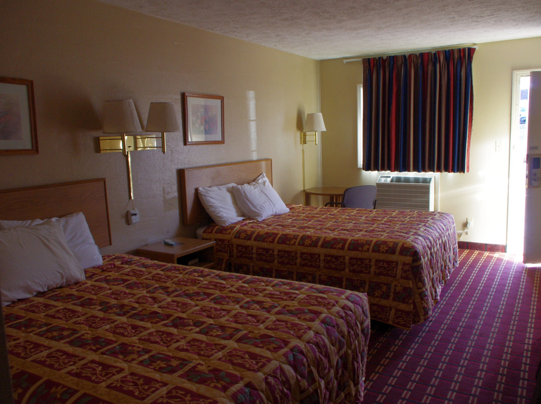 Economy Inn Mccook主图