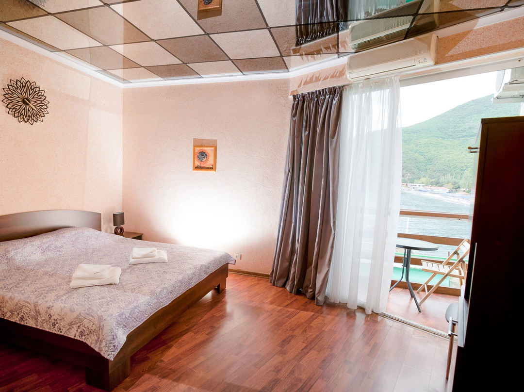Salvador Hotel Club