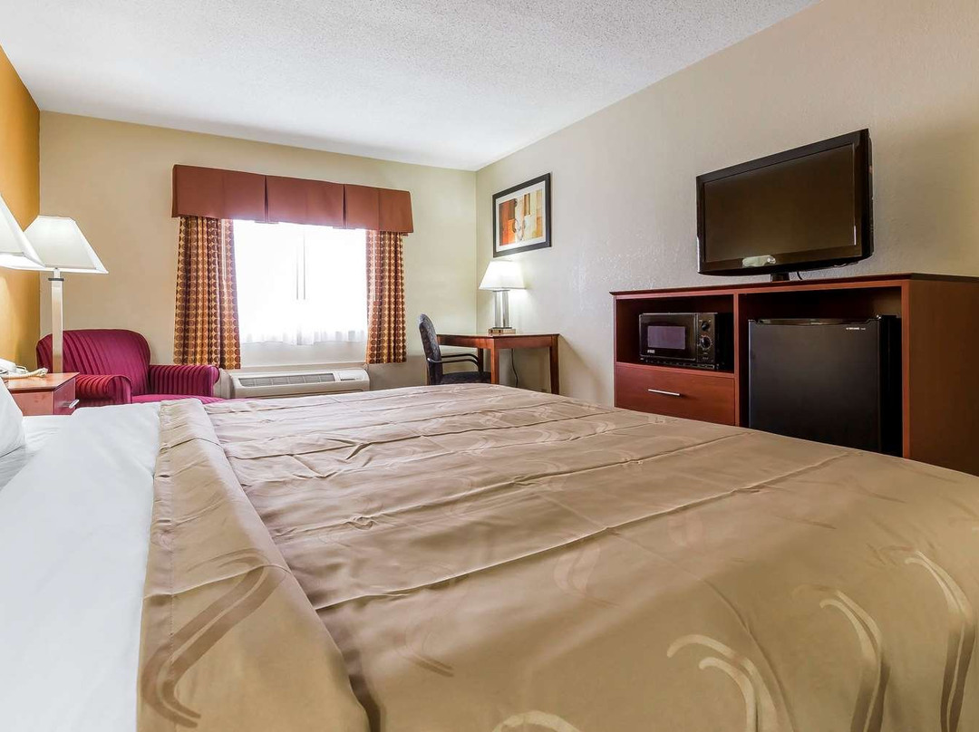 Quality Inn Sycamore - DeKalb主图