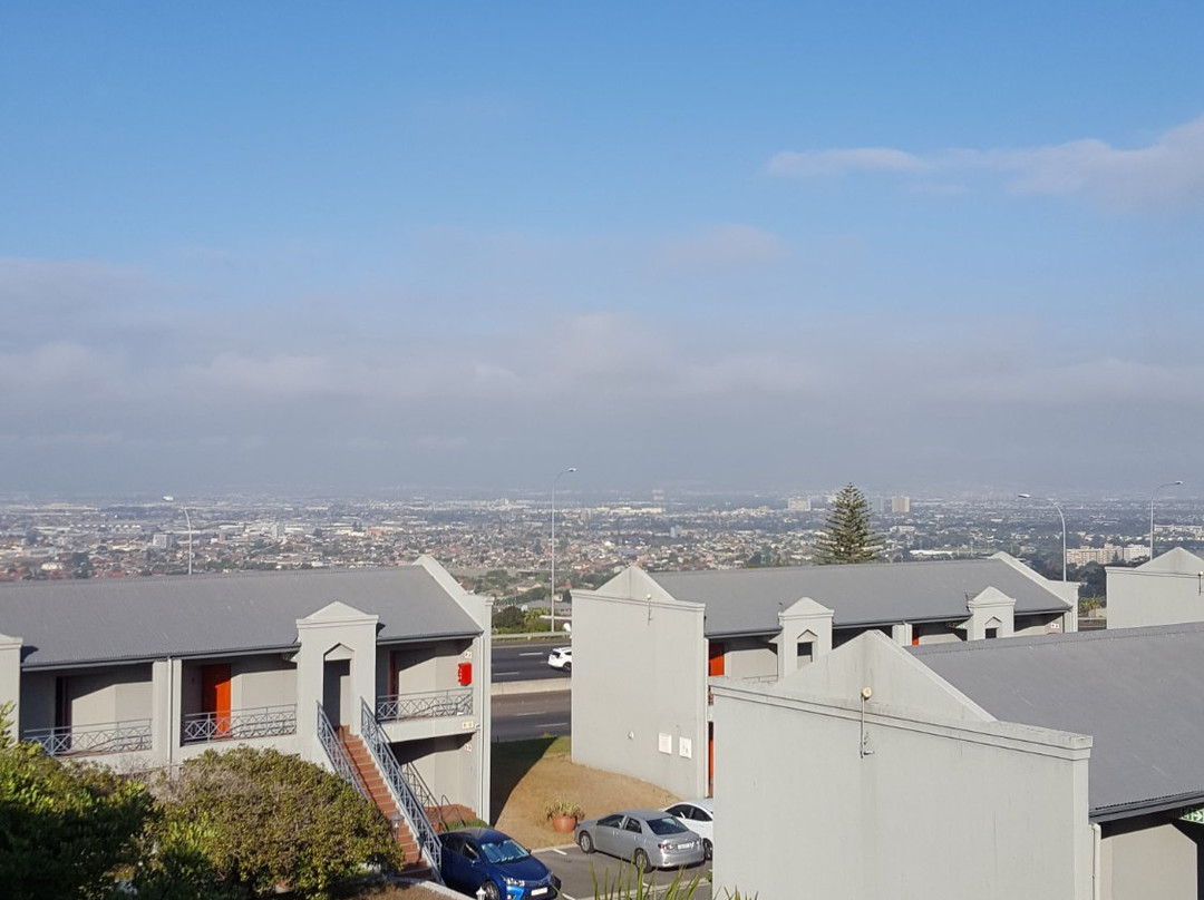 泰加尔谷普罗蒂亚酒店主图