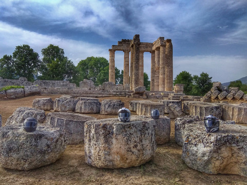 Foxywheels-Peristeri必去景点