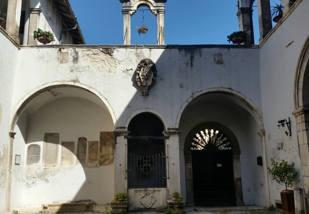 Palazzo Tabassi-苏尔莫纳必去景点