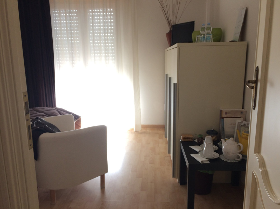 Maisonne Antoinette主图