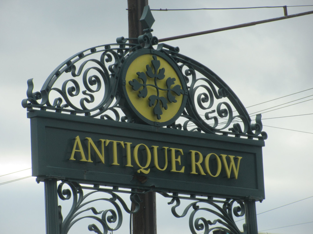 Kensington Antique Row景点图片