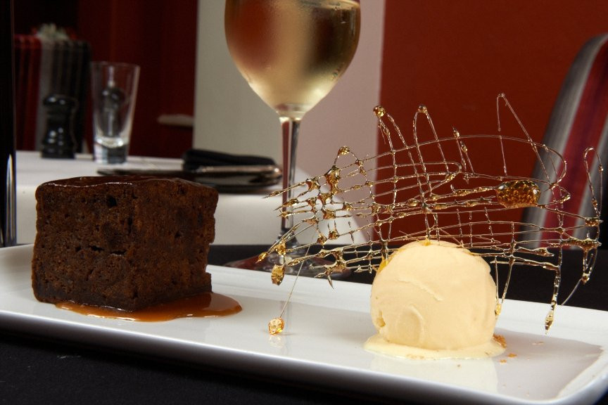 The Crown Hotel主图