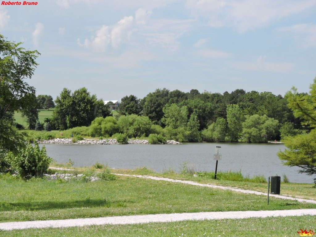 Holmes Park & Lake-林肯必去景点