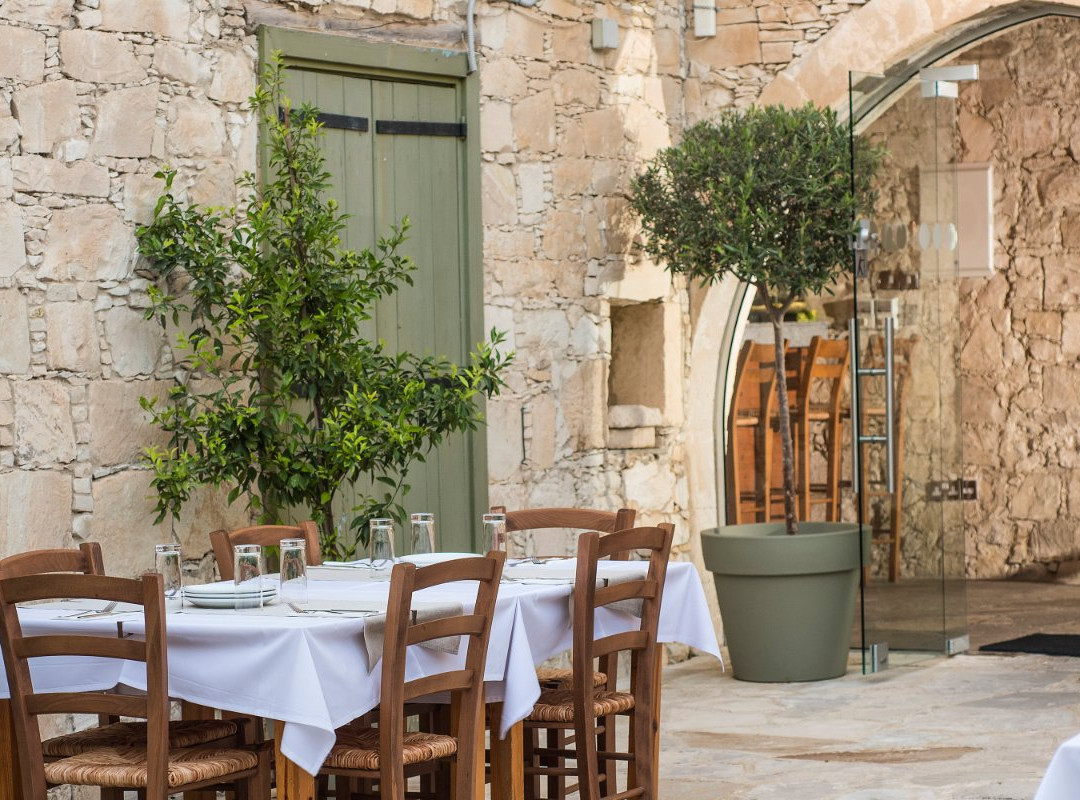 Pyrga餐馆和美食-Peiragmena