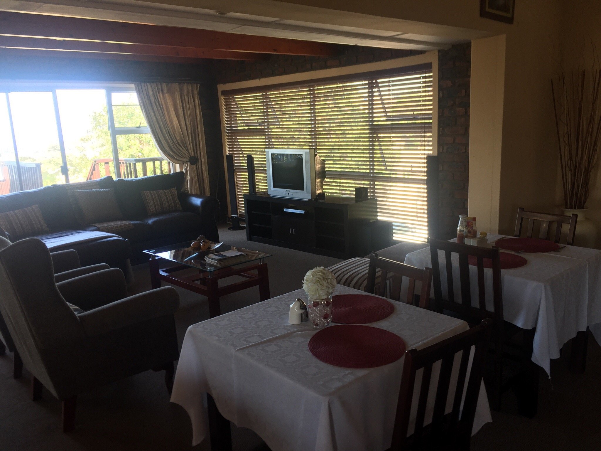 Sunnyridge Lodge-官方