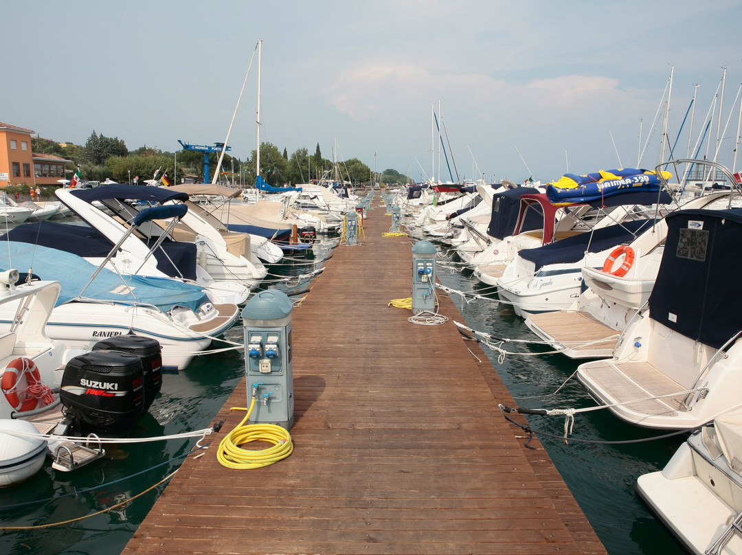 Moniga Porto Nautica景点图片