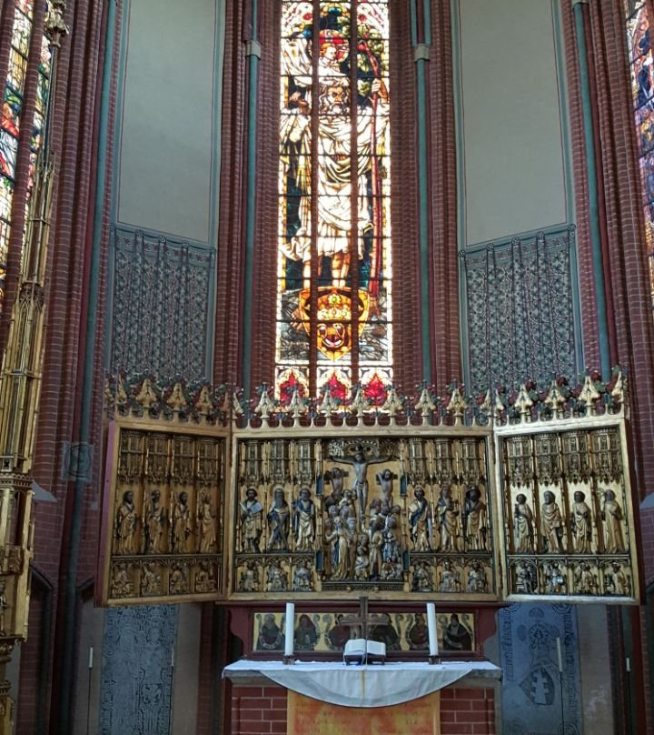 Kloster zum Heiligen Kreuz景点图片