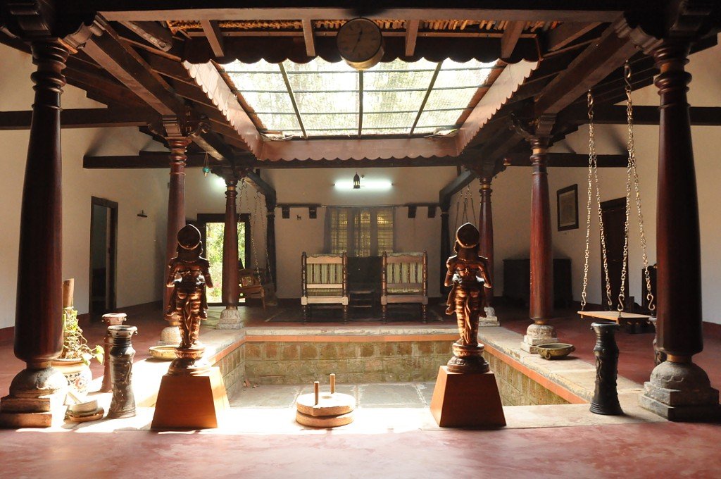 The Courtyard-官方