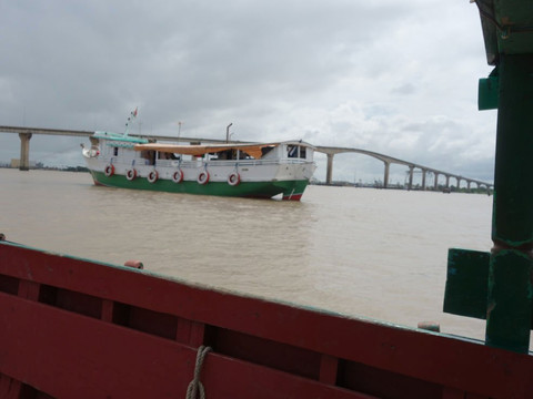 Jules Wijdenbosch Bridge-帕拉马里博必去景点