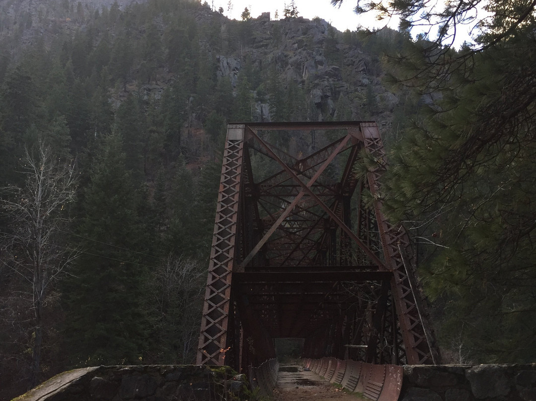 Penstock Trail (Old Pipeline Trail)景点图片