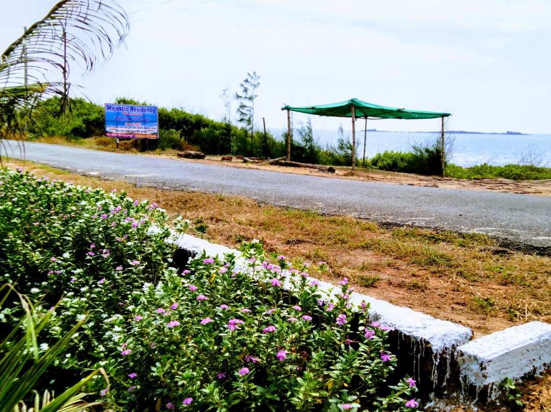 Majestic Residency Beach Resort主图