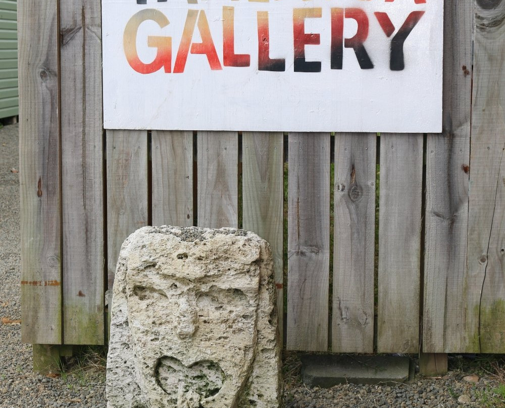 Taneatua Gallery