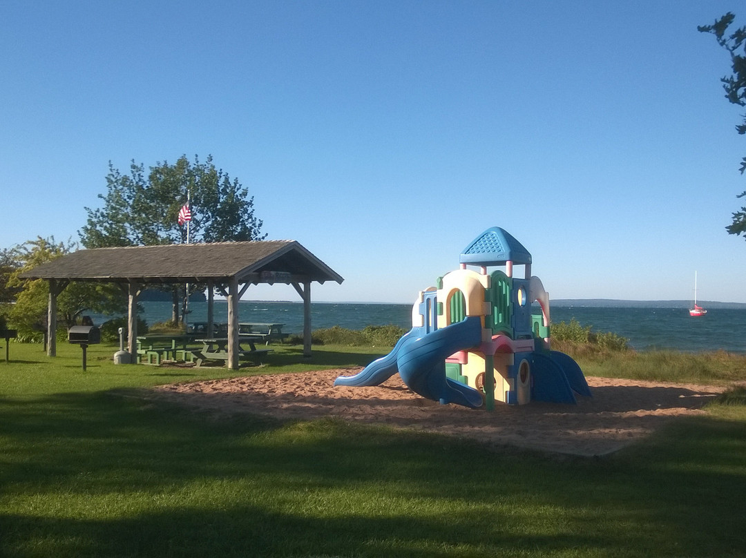 Joni's Beach景点图片