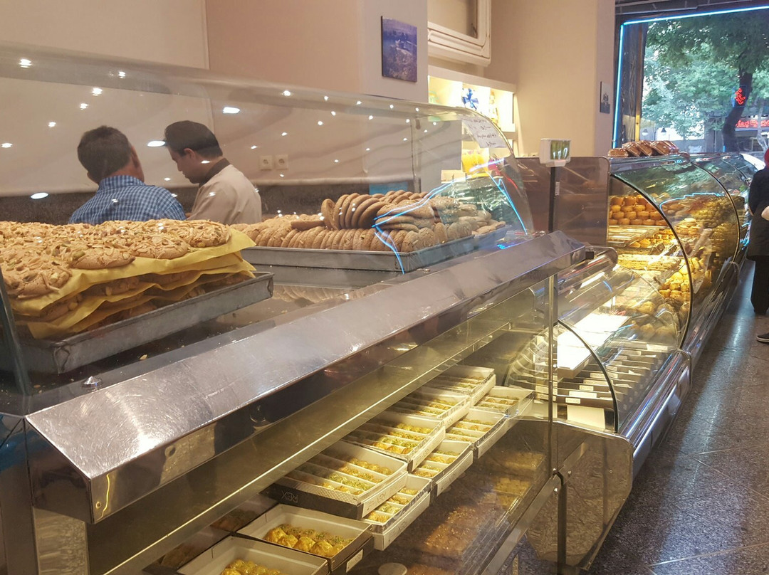 Karimi Confectionery