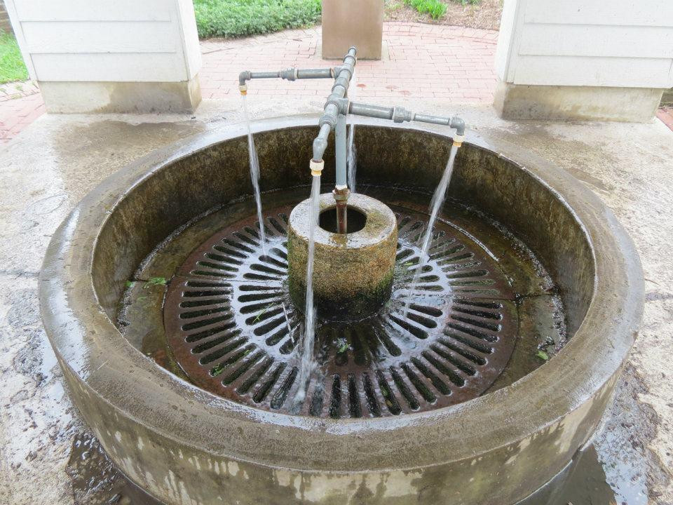 Flowing Well Park-卡梅尔必去景点