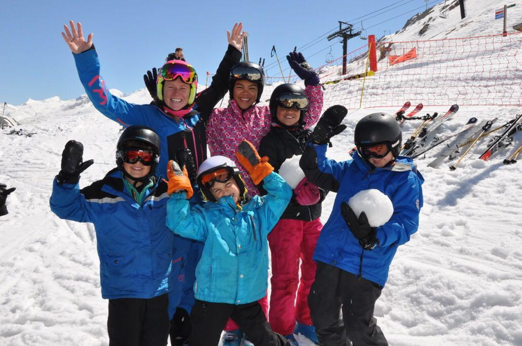 Ski Instructor Lynn Mill-伊泽尔谷必去景点