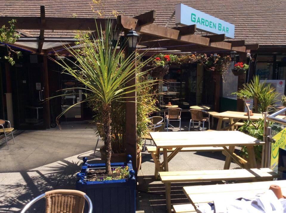 Garden Bar-伊斯特本必去景点