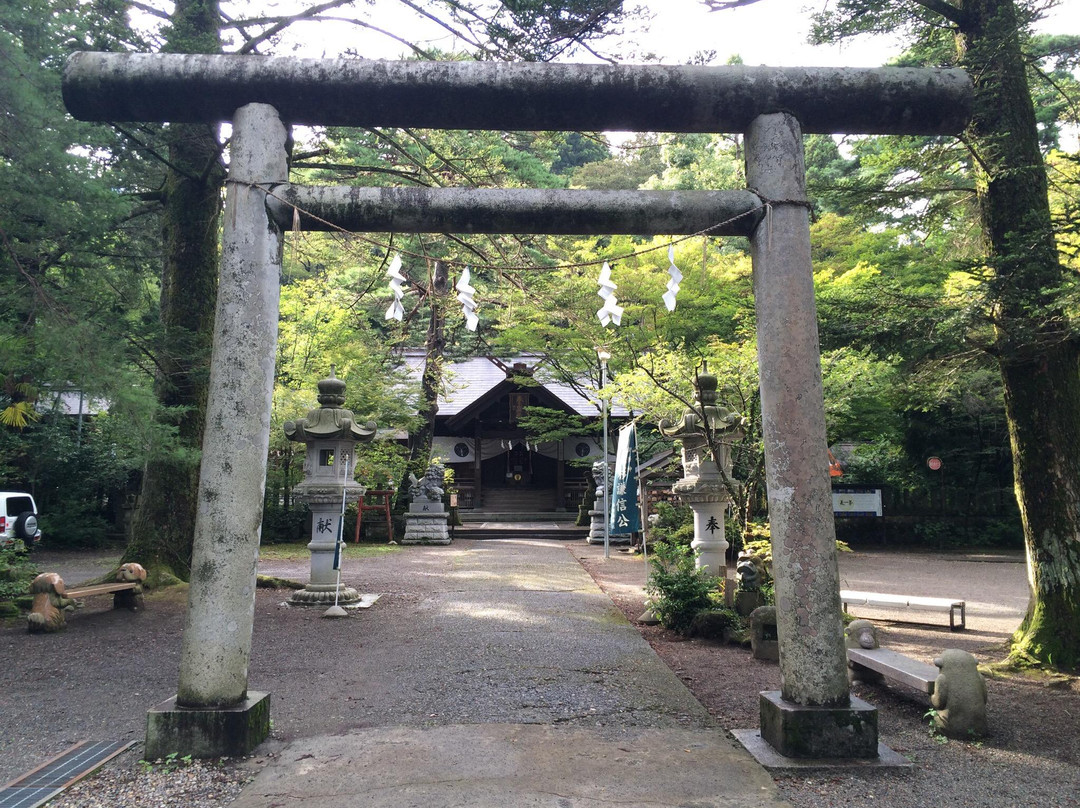 Kasugayama Shrine景点图片