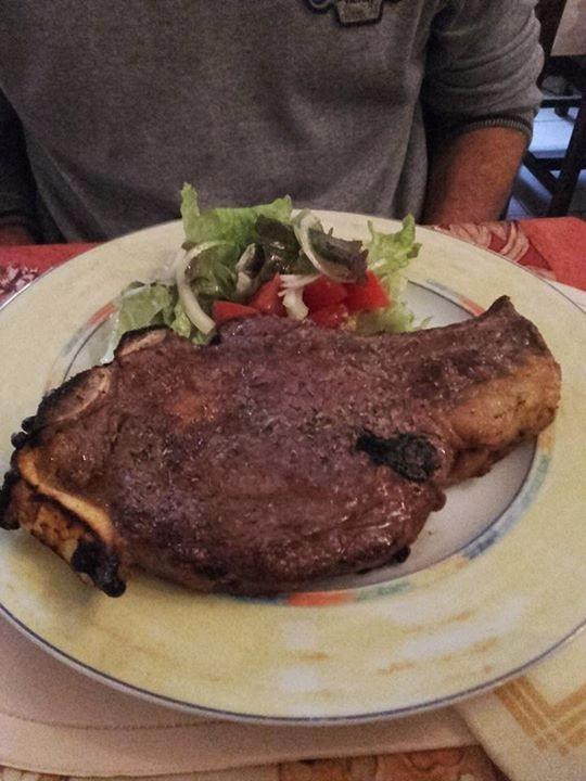 Aurons餐馆和美食-La Taverne