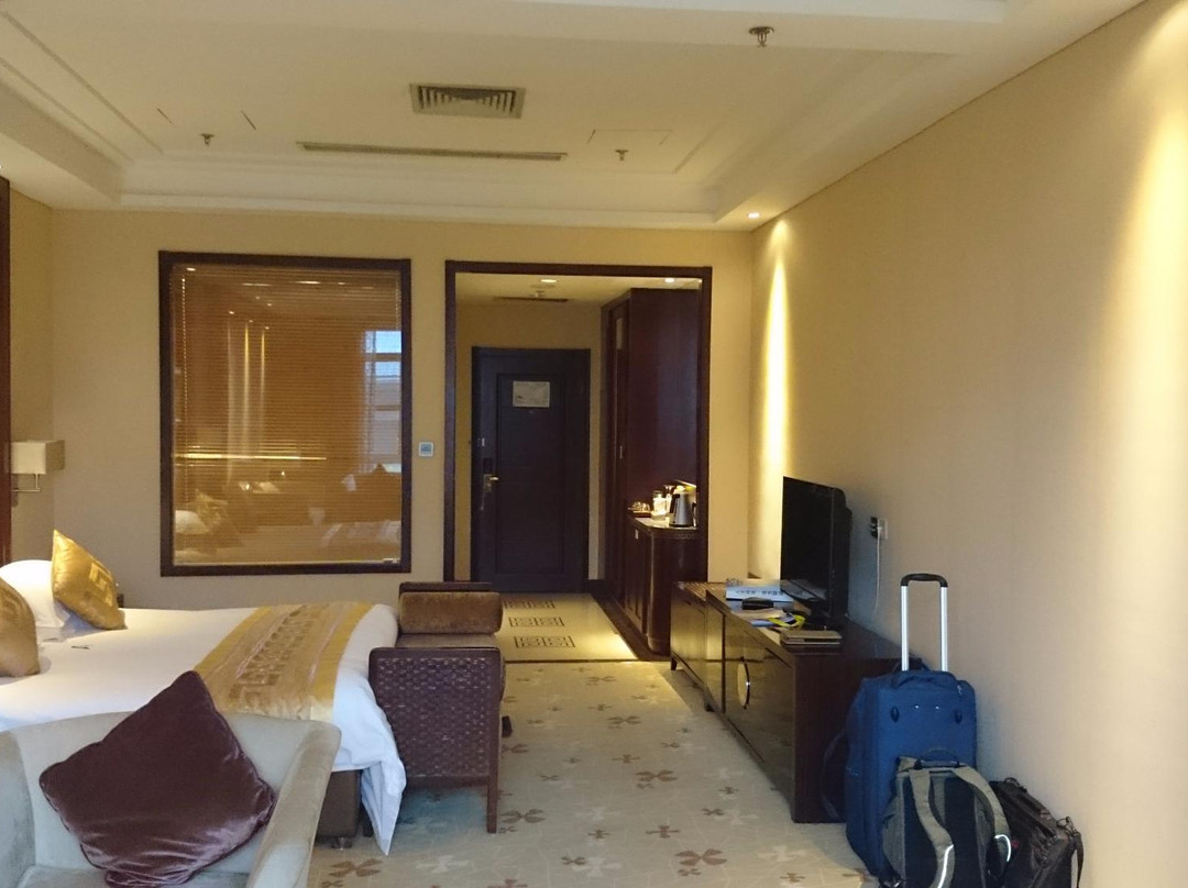 阿尔卡迪亚国际温泉酒店主图