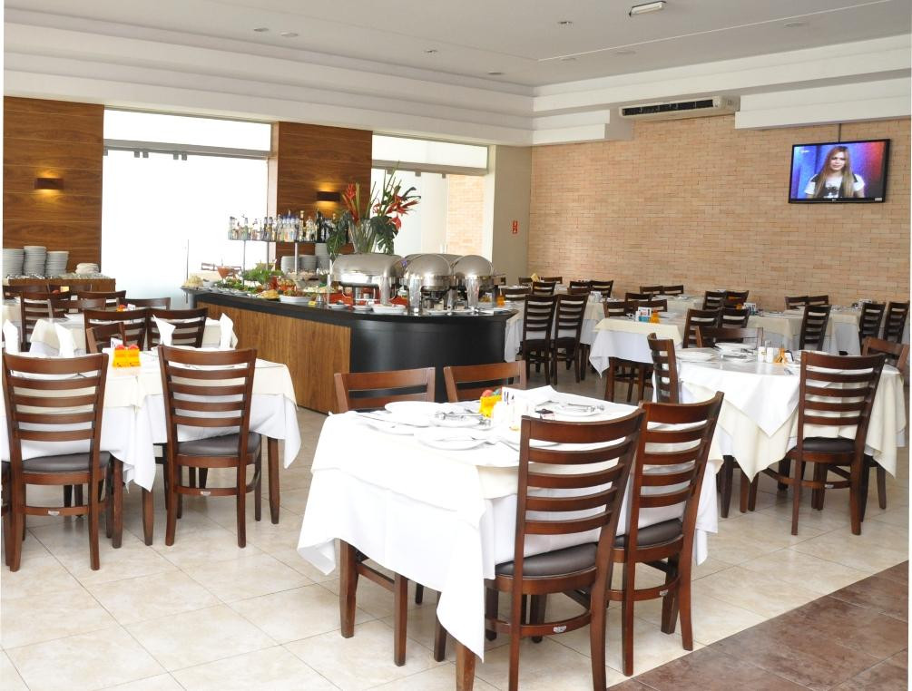 Lins餐馆和美食-Churrascaria Pampeana