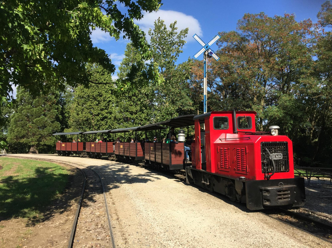 Verein Schinznacher Baumschulbahn-Schinznach Dorf必去景点