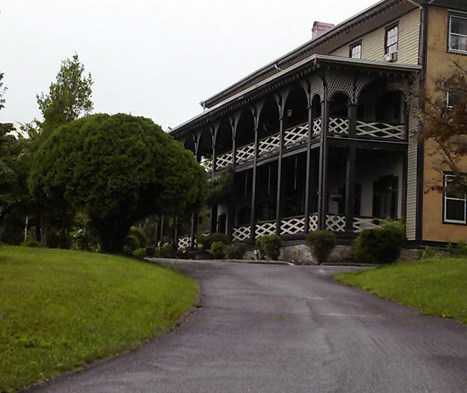 Mansouri Mansion - Flat Rock