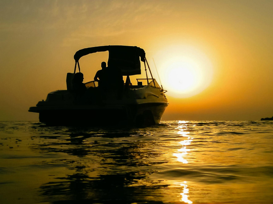 Montenegro Yacht Excursions-Bar必去景点