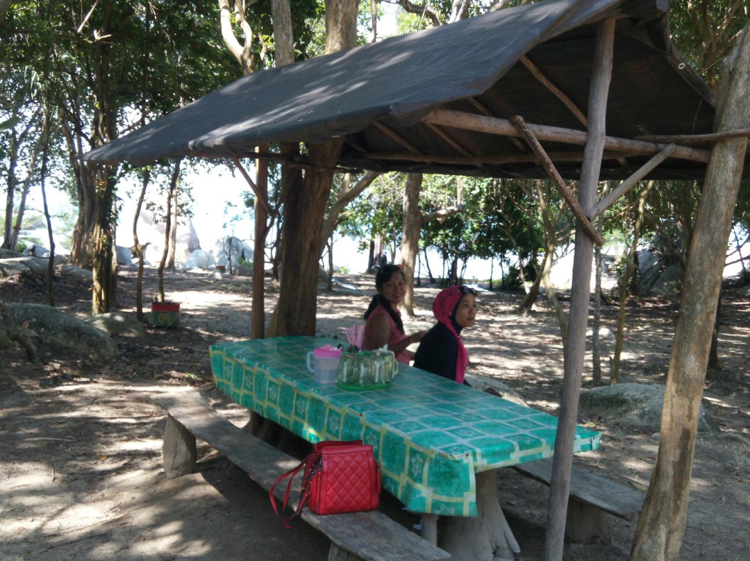 Penyabong Beach-勿里洞岛必去景点