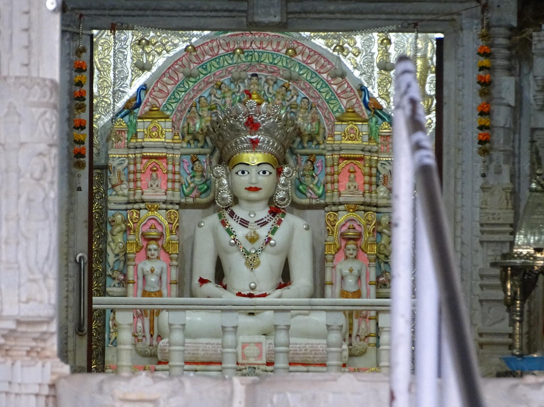 Mallinath Jain Tirth Kosbad Temple-Bordi必去景点