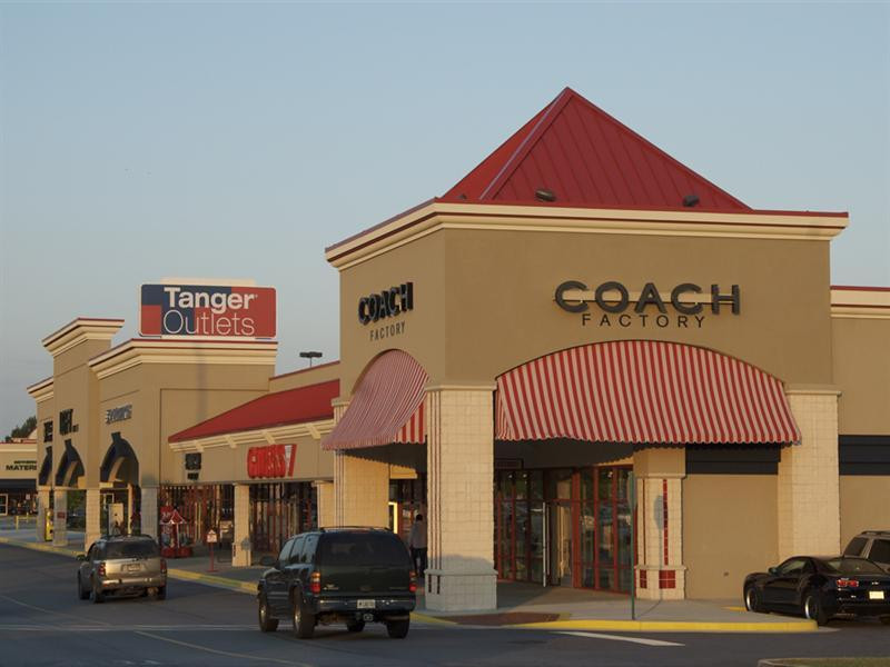 Tanger Outlets Commerce-Commerce必去景点