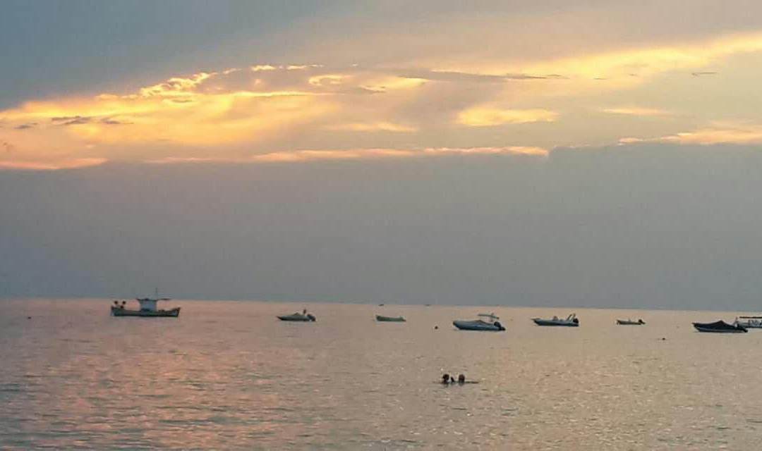 Siviri Beach-Síviri必去景点