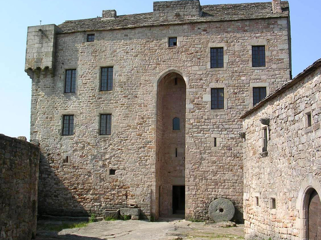 Castle of Montaigut-Gissac必去景点