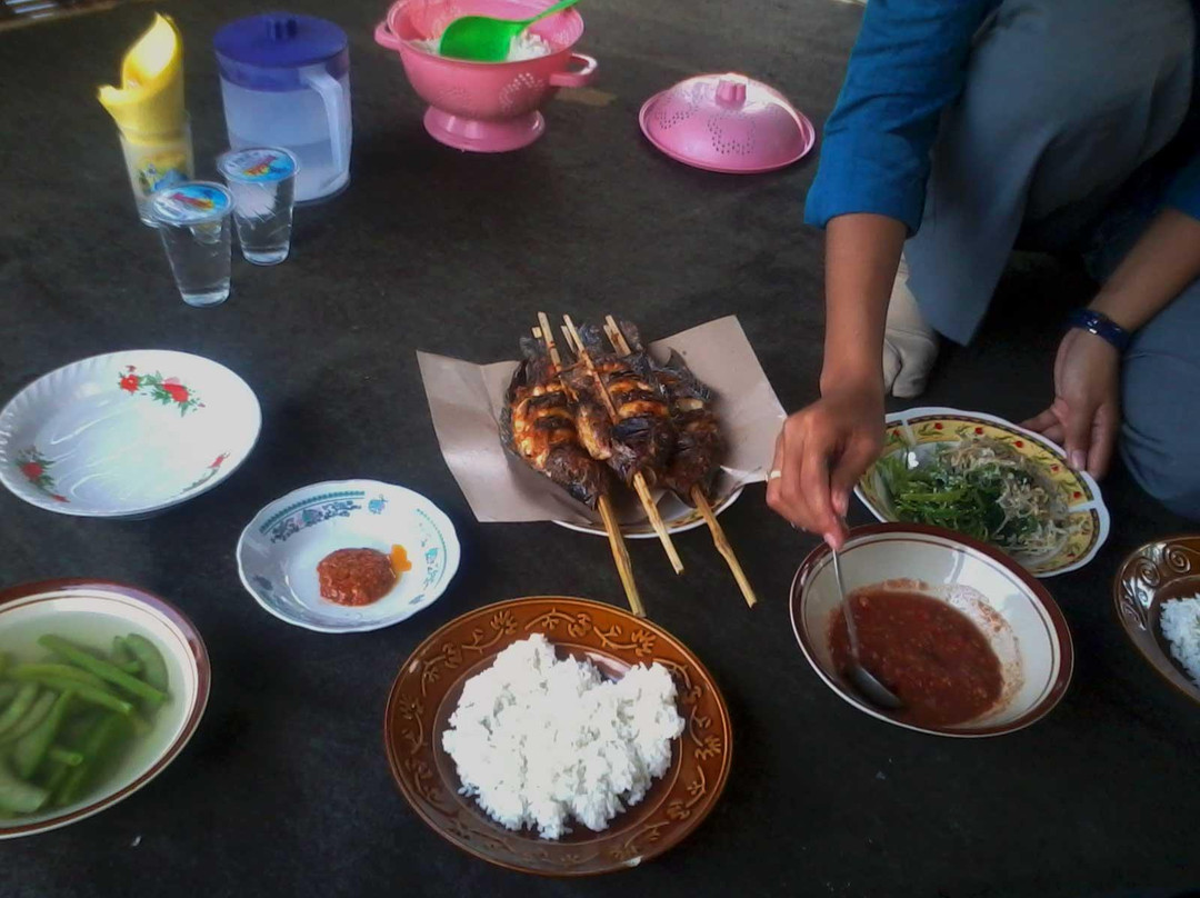 Lesehan Purnama Tanaq Maiq