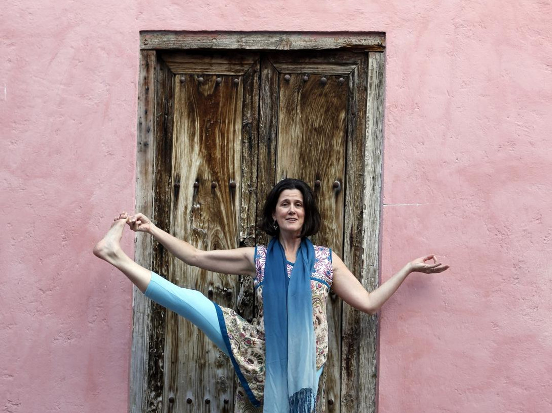 Liza Keogh Yoga-圣米格尔护城必去景点