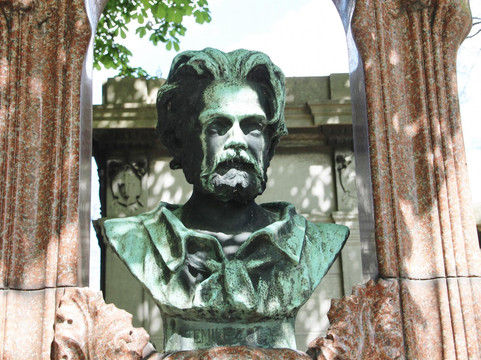 蒙马特墓园-巴黎必去景点