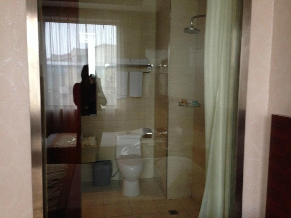 瑞洲大酒店主图