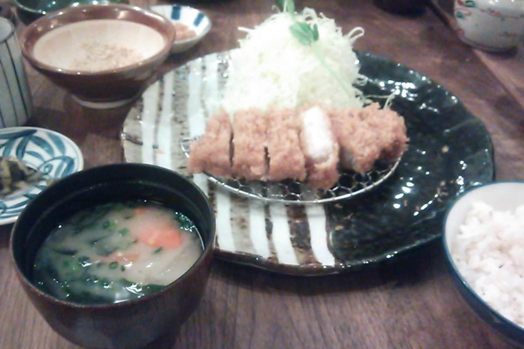 名代とんかつ かつくら グランデュオ立川店