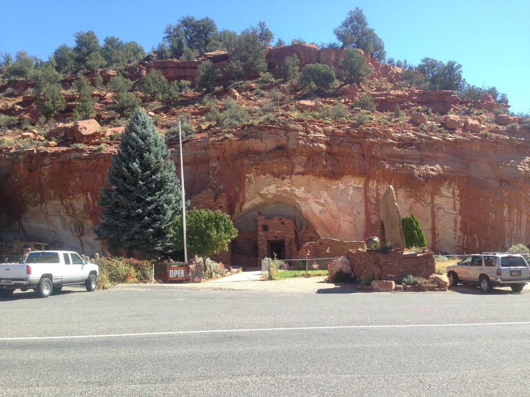 Moqui Cave-卡纳布必去景点