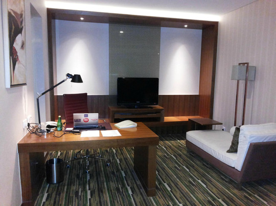 上海大华锦绣皇冠假日酒店主图