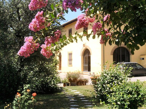 Mantignano酒店住宿-B&B Due Abeti