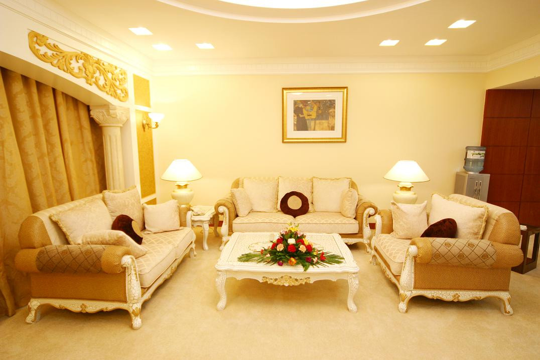 空港观光酒店主图