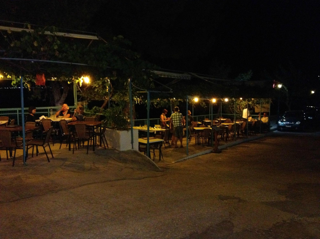 Komitata餐馆和美食-Paradise Beach Restaurant