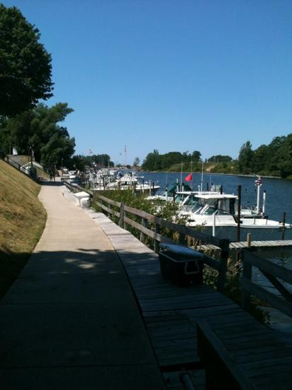 Manistee River景点图片