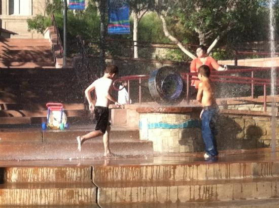 Historic Arkansas Riverwalk of Pueblo-普韦布洛必去景点