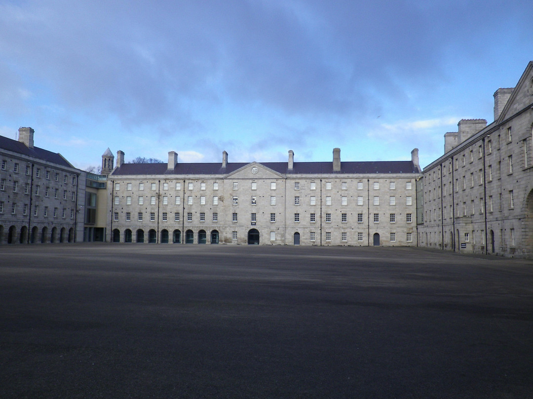 爱尔兰国家装饰艺术品和历史博物馆-都柏林必去景点